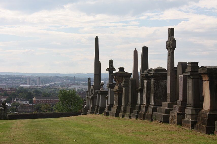Nagrobki na cmentarzu w Glasgow 6