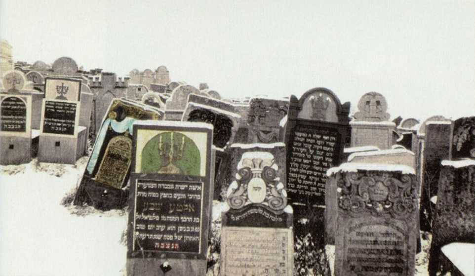 Nagrobki na cmentarzu w Działoszycach, 1918 r.