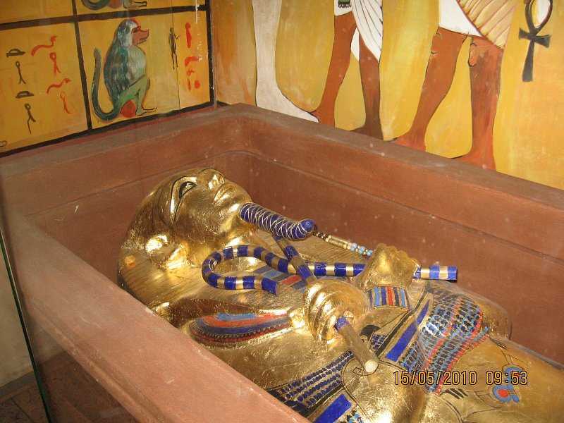 Grobowiec Tutenchamona. Sarkofag