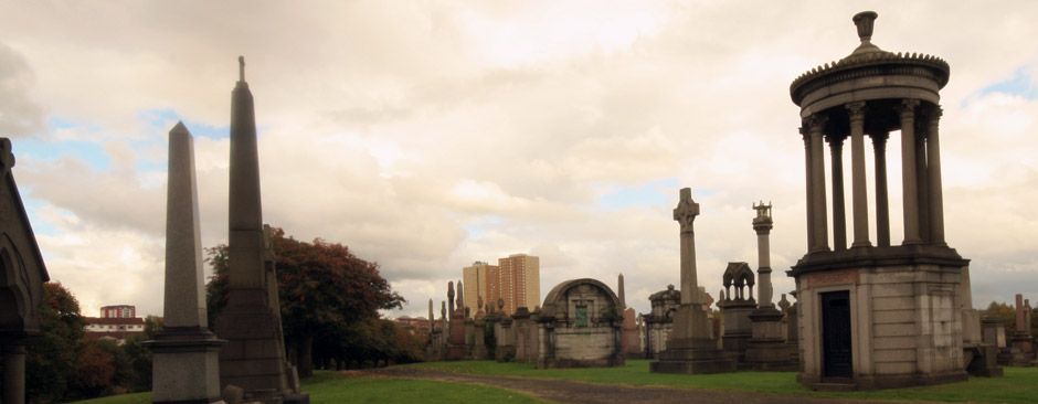 Nagrobki na cmentarzu w Glasgow 5